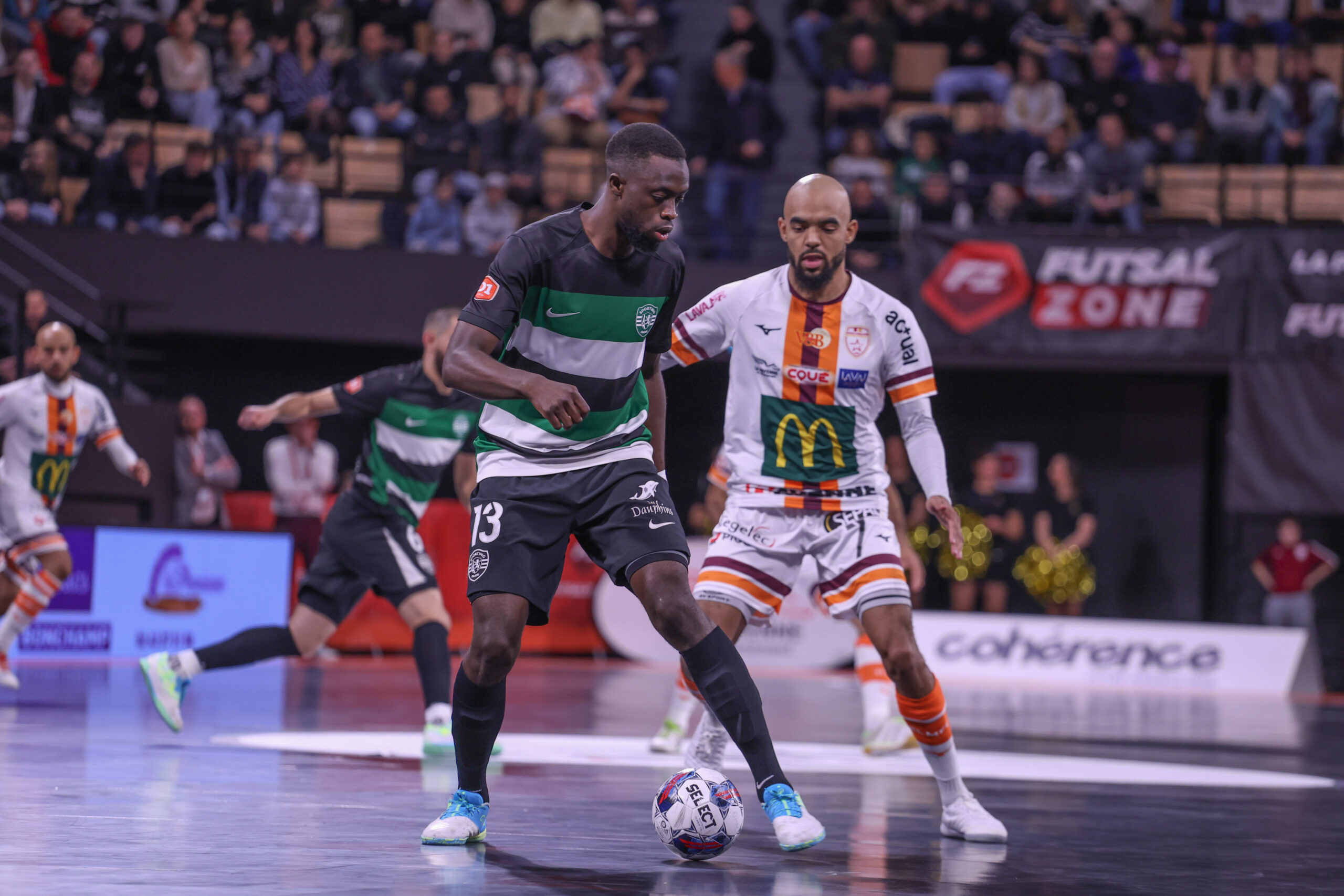 Etoile Lavalloise Mayenne Futsal Club Futsal Laval IMG1 32