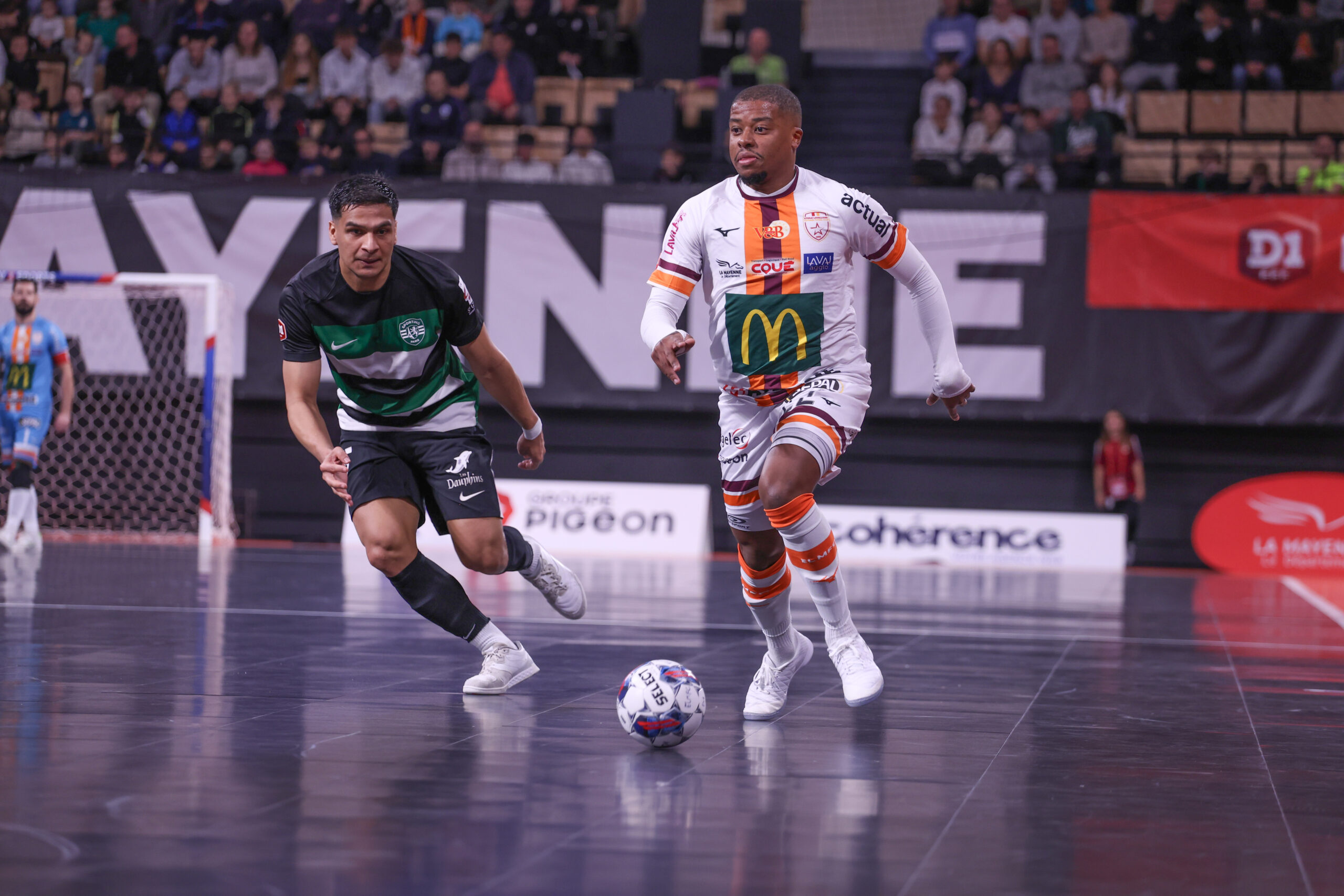 Etoile Lavalloise Mayenne Futsal Club Futsal Laval IMG1 47