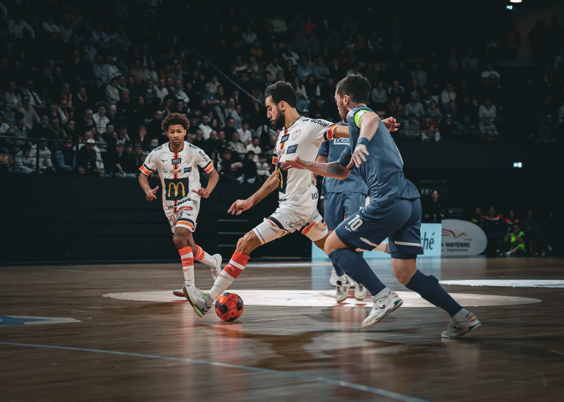 Etoile Lavalloise Mayenne Futsal Club Futsal Laval IMG 5603 1