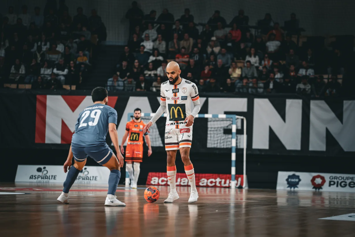 Etoile Lavalloise Mayenne Futsal Club Futsal Laval IMG 5637 1