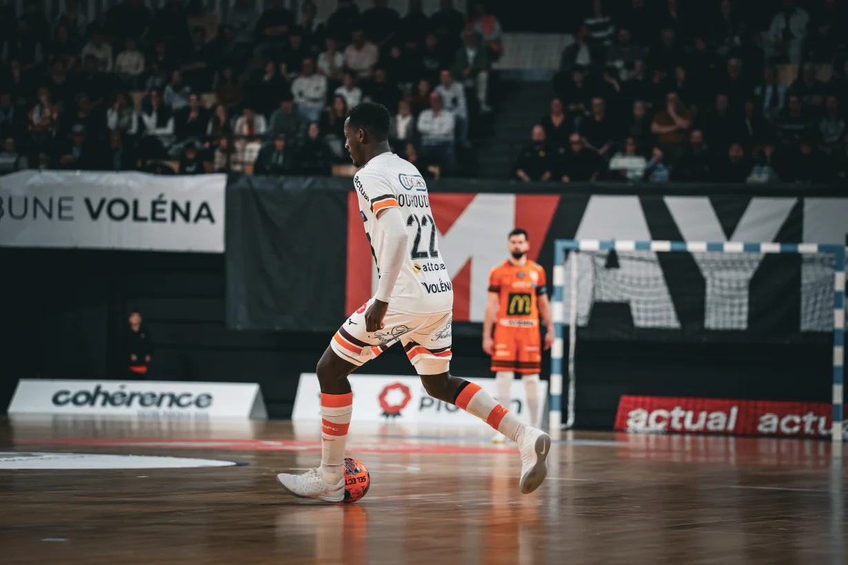 Etoile Lavalloise Mayenne Futsal Club Futsal Laval IMG 5645 1