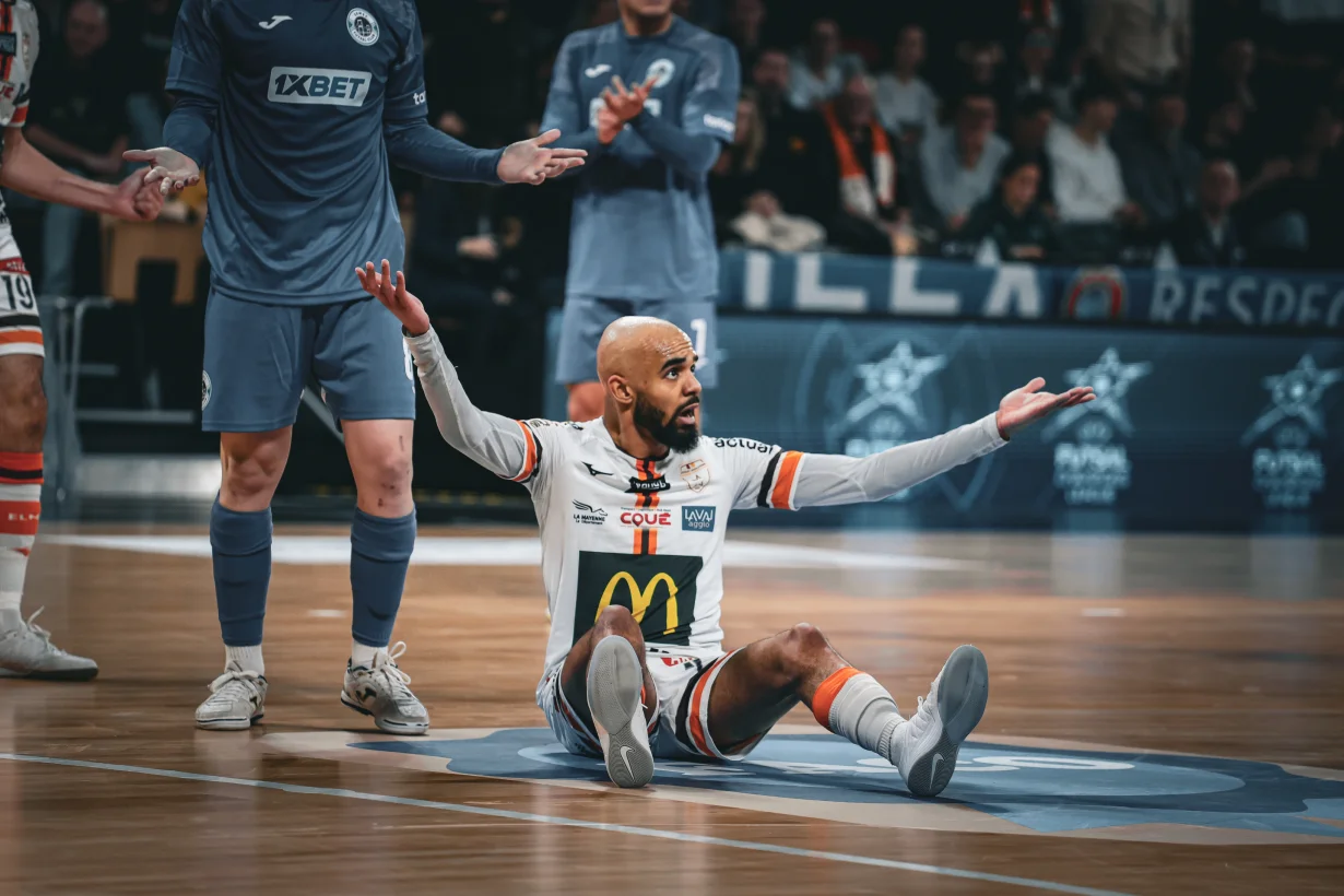 Etoile Lavalloise Mayenne Futsal Club Futsal Laval IMG 5773 1