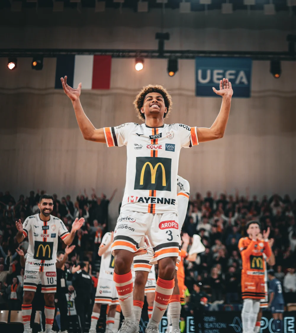 Etoile Lavalloise Mayenne Futsal Club Futsal Laval IMG 6041 1